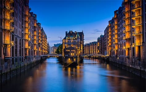 Los antiguos almacenes de la Speicherstadt en Hamburgo, patrimonio cultural de la humanidad