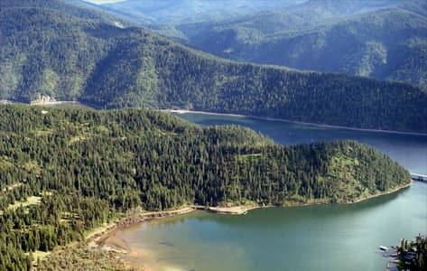 La última caminata de nuestro viaje de senderismo por los parques nacionales del noroeste seguirá
			las orillas del Lago Coeur d'Alene