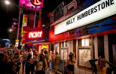 Roxy Theatre, sala de conciertos donde Neil Young, Frank Zappa, Bob Marley, Ramones, Guns 'n' Roses y NOFX grabaron
			discos en directo.